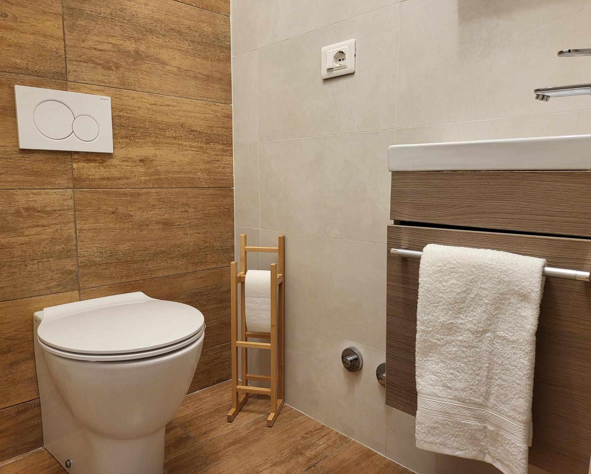 Alejlop Apartment Gorizia Eksteriør billede
